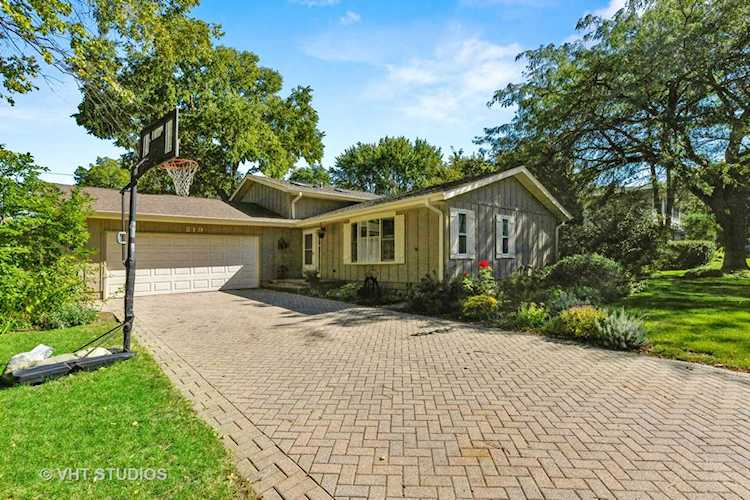 219 Londonderry Ct Mundelein, IL 60060 | MLS 11677250 Photo 1