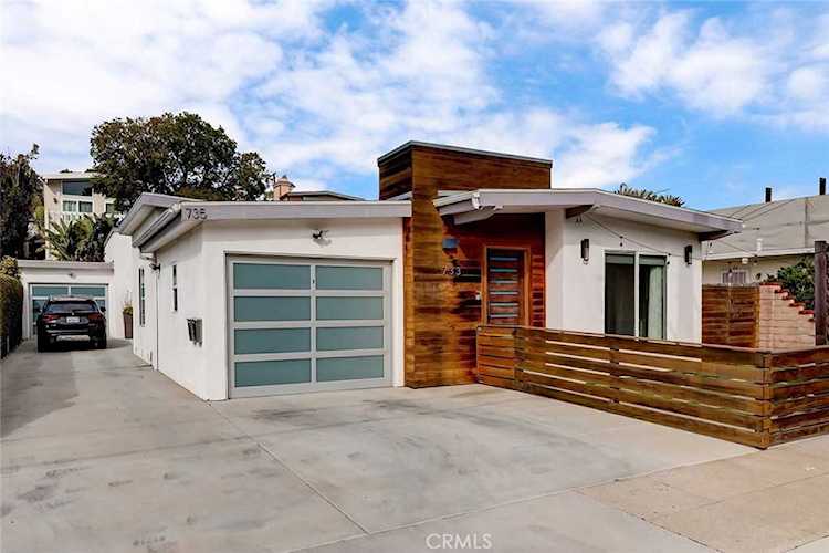 733 30th St Hermosa Beach, CA 90254