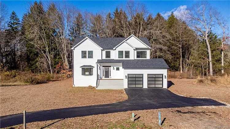 1 Sundown Place North Haven, CT 06473