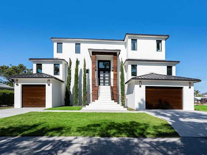 545 Kingfisher Ln Longboat Key, FL 34228