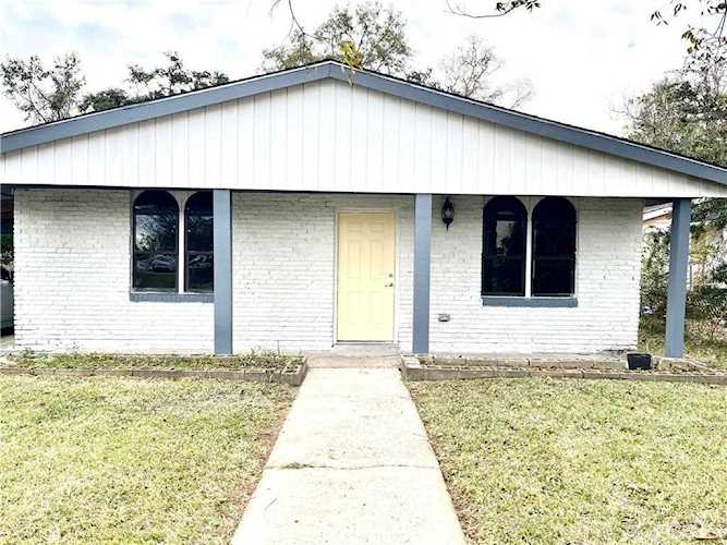 2508 Berkley Avenue Mobile, AL 36617