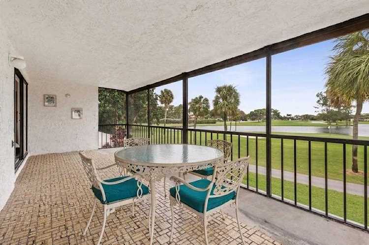 8204 Casa Del Lago #E Boca Raton, FL 33433