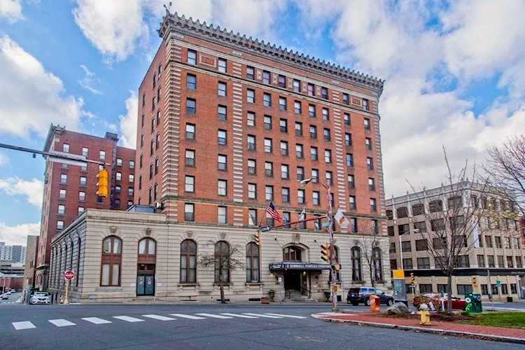 140 Chestnut St #706 Springfield, MA 01103