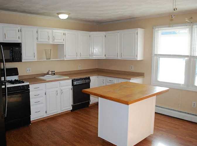 151 Buffinton St #3 Fall River, MA 02720