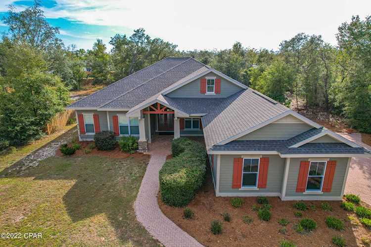 9735 Summer Creek Dr Southport, FL 32409