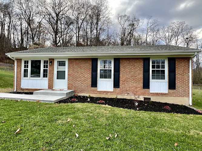 5721 Green Ridge Roanoke, VA 24019