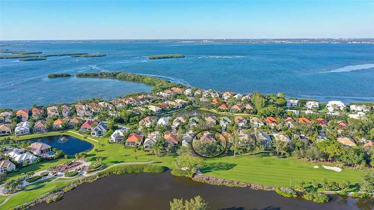 3533 Fair Oaks Ln Longboat Key, FL 34228