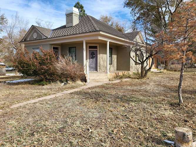 211 E 200 S Parowan, UT 84761
