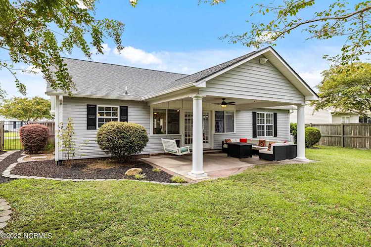 418 Meeting Street Beaufort, NC 28516