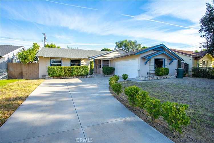 1023 W Oakdale St West Covina, CA 91790