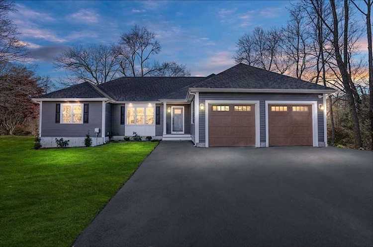 871 Whittenton Taunton, MA 02780