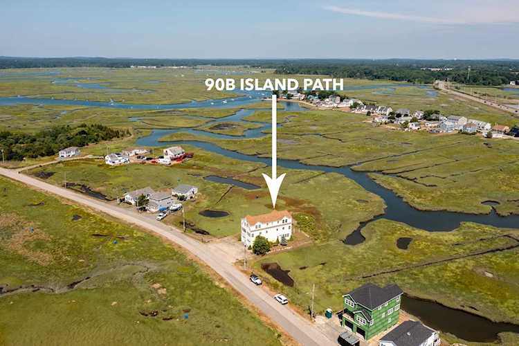 90 Island Path #B Hampton, NH 03842