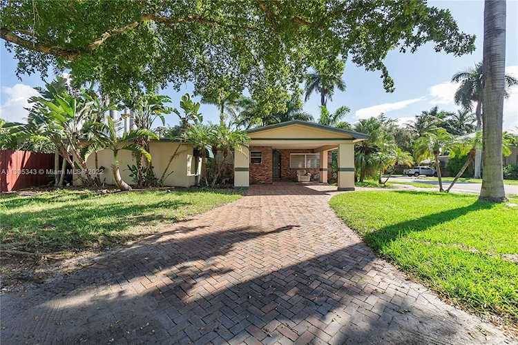 501 N 13th Ave Hollywood, FL 33019