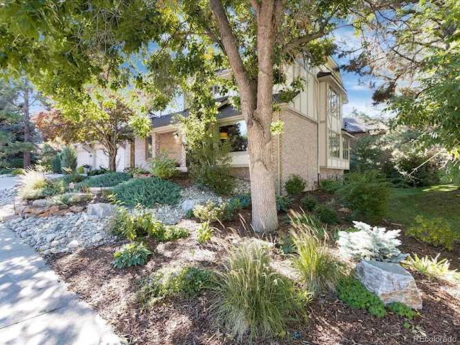 9230 E Lake Pl Greenwood Village, CO 80111