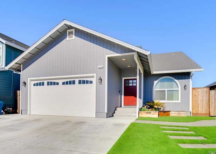 1675 Hopper Avenue Santa Rosa, CA 95403