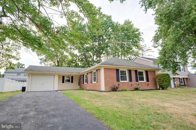 37 Melrose Ln Willingboro, NJ 08046