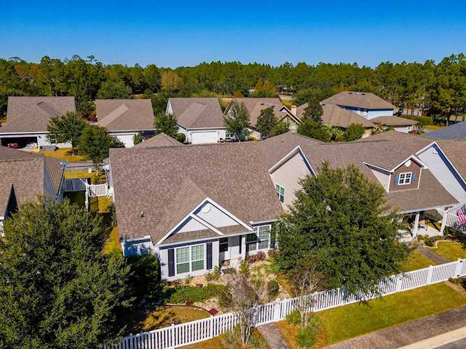 62 Nelly Street Freeport, FL 32439