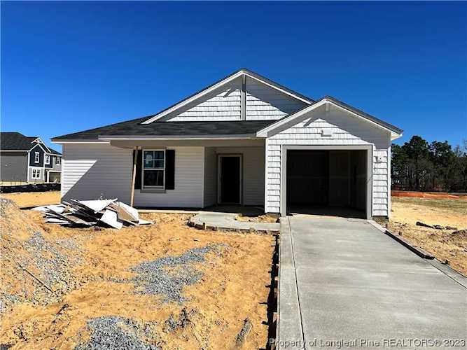 938 Sapphire Stone Ln Hope Mills, NC 28348 | MLS 695283 Photo 1