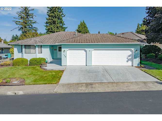 108 NW 95th CIR Vancouver, WA 98665