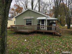 4925 Pointe Tremble Algonac, MI 48001