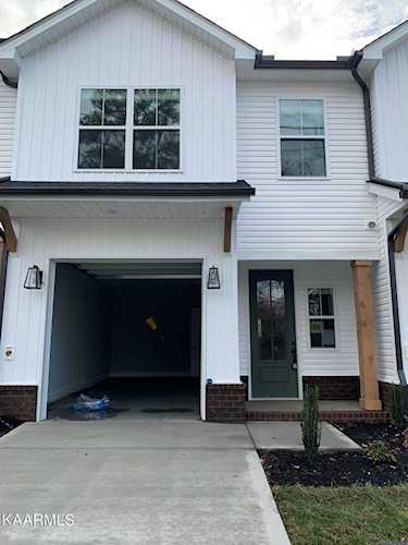 7429 Thomas Ln Knoxville, TN 37918