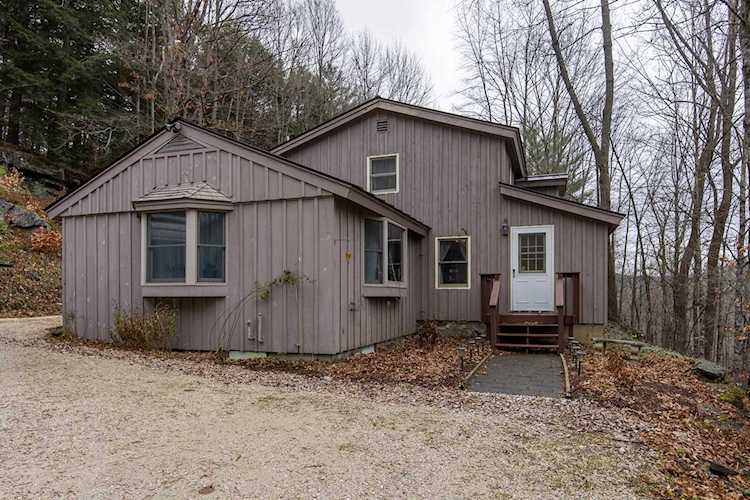734 Curtis Hollow Rd Woodstock, VT 05091