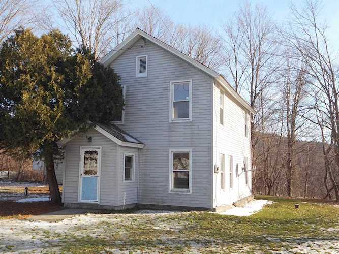968 East Main St Poultney, VT 05764