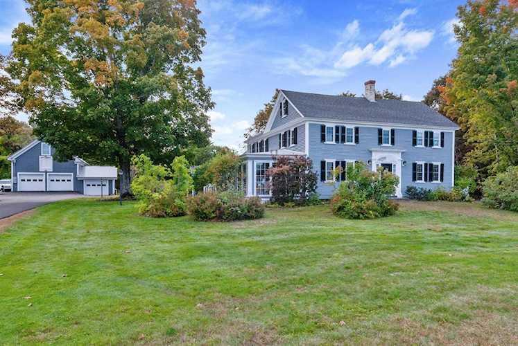 397 South Main St Wolfeboro, NH 03894
