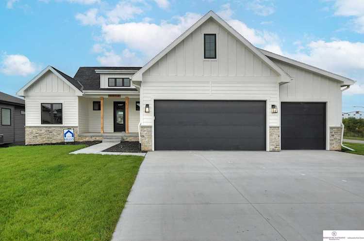 3214 N 184 St Elkhorn, NE 68022
