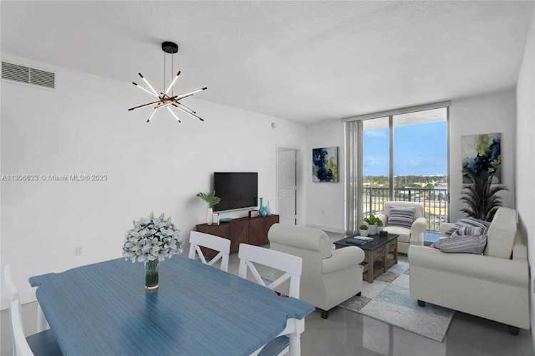 140 S Dixiw Hwy #907 Hollywood, FL 33020