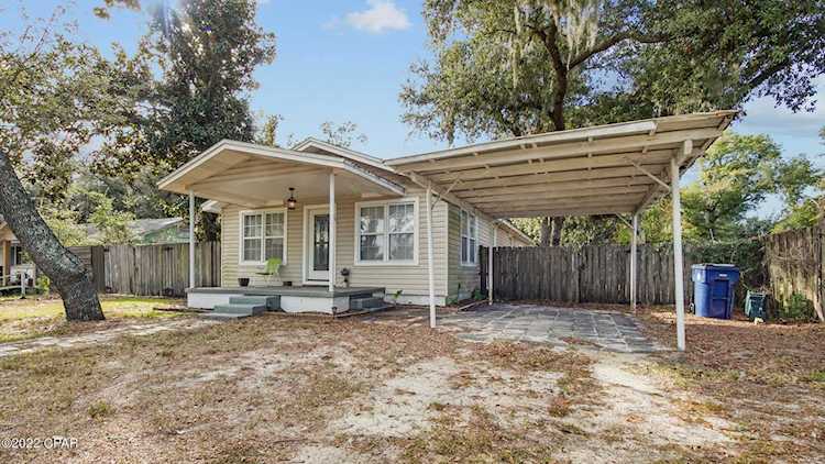 1723 Stephens Ave Panama City, FL 32401