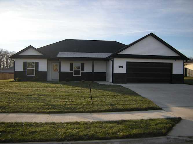 6440 Gail CT Hallsville, MO 65255