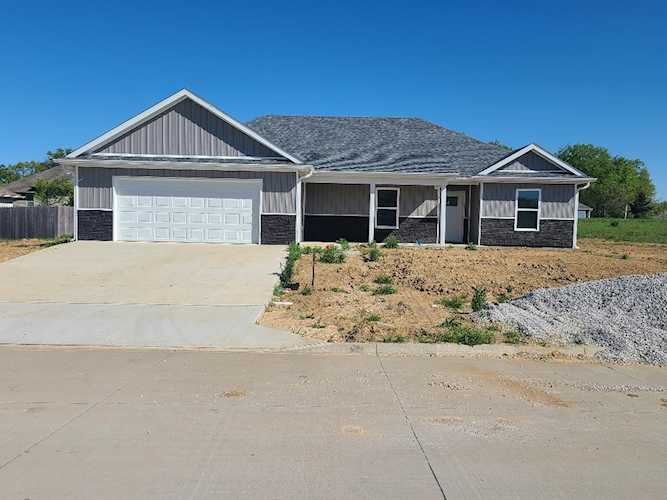 6435 Douglas Parkway ST Hallsville, MO 65255 | MLS 410740 Photo 1