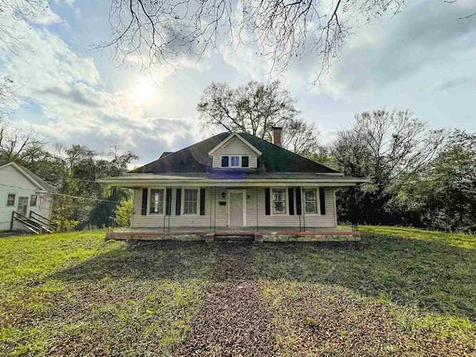 136 Gray St Woodruff, SC 29388