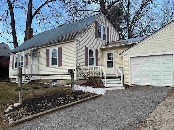 20 Meadow St Bridgton, ME 04009