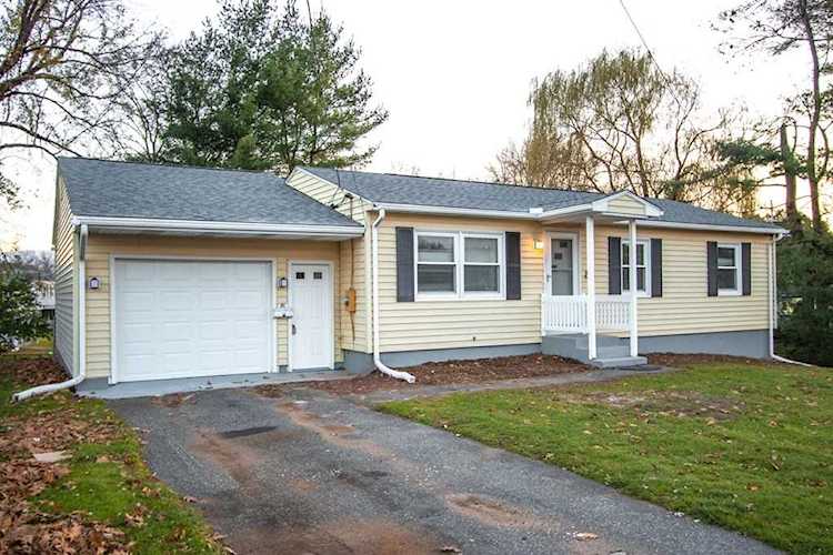 86 Kane Rd Holyoke, MA 01040
