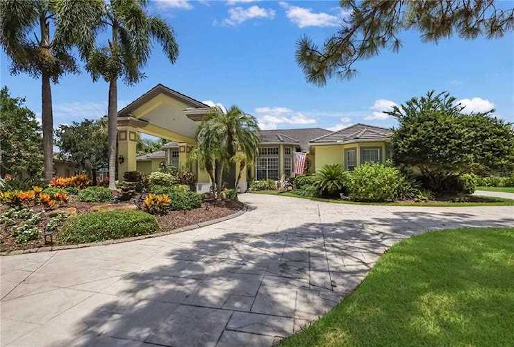 419 E Macewen Dr Osprey, FL 34229