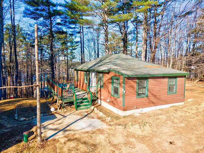 9 Paquette Rd Belmont, NH 03220