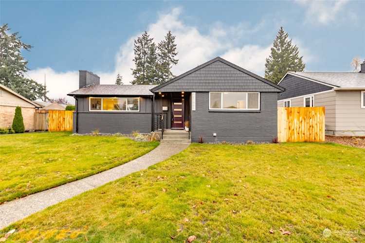 2126 N Shirley St Tacoma, WA 98406
