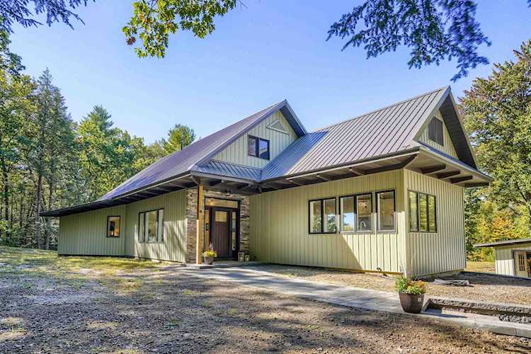 65 New Boston Rd Amherst, NH 03031