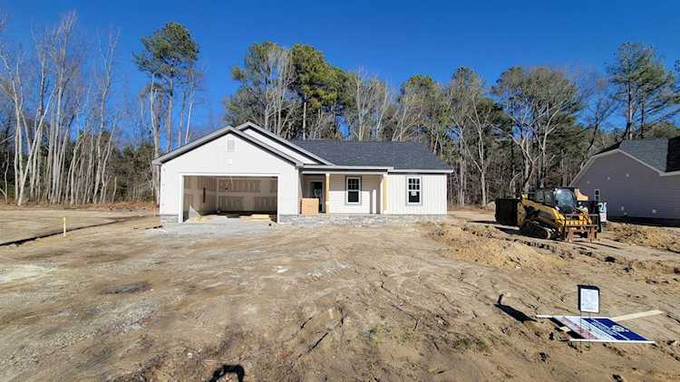 405 Tar River Avenue Louisburg, NC 27549