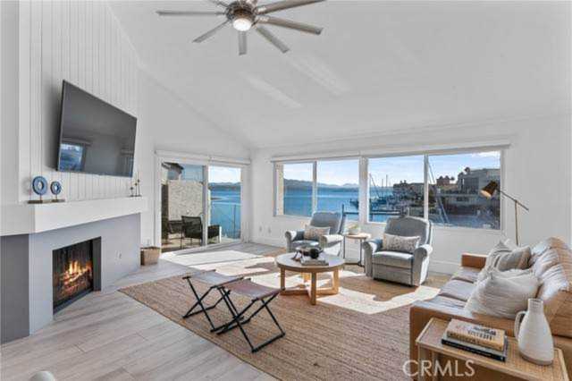 38 S Kingston Court Coronado, CA 92118