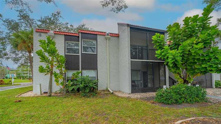 3201 Beneva Rd #201 Sarasota, FL 34232