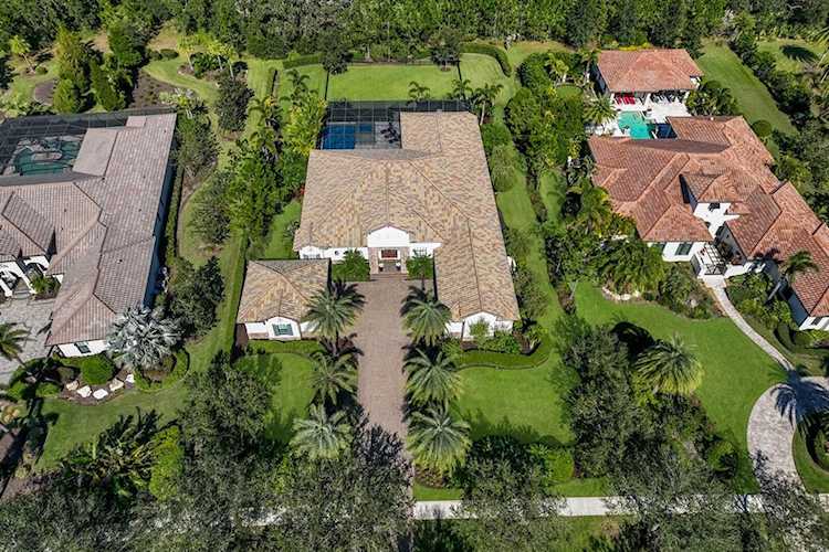 8317 Lindrick Ln Bradenton, FL 34202