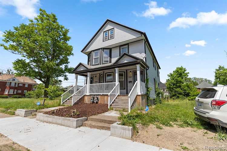2558 Townsend St #Lower Detroit, MI 48214 | MLS 20221006212 Photo 1