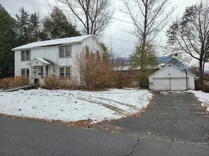 31 Fitch Ave Bristol, VT 05443