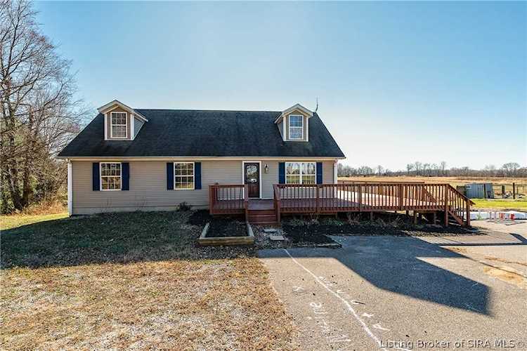 8039 Elizabeth New Middletown Rd SE Elizabeth, IN 47117