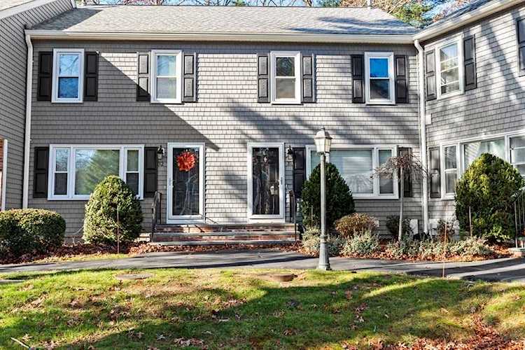 31 Sharron Dr #31 Easton, MA 02375 | MLS 73060487 Photo 1