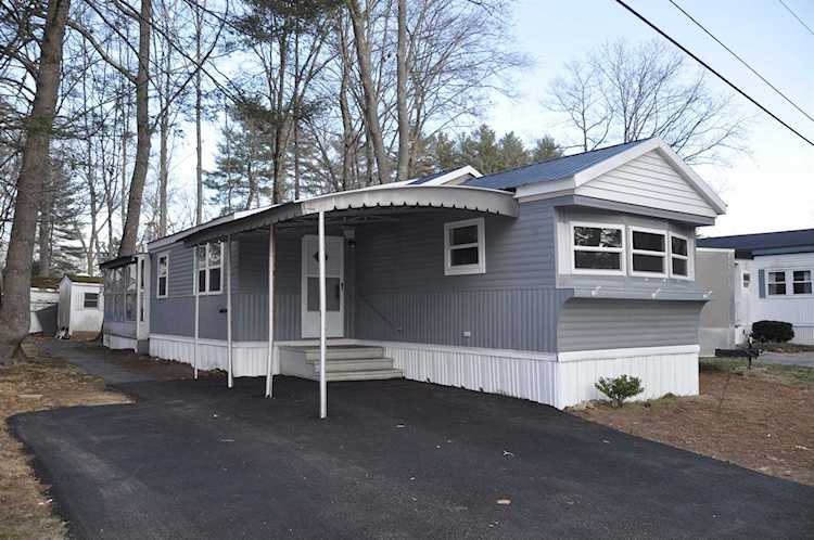 304 Friar Tuck Dr Exeter, NH 03833
