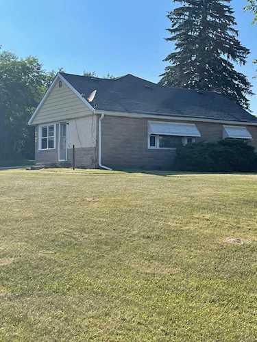 N5635 Hwy 22 Pardeeville, WI 53954